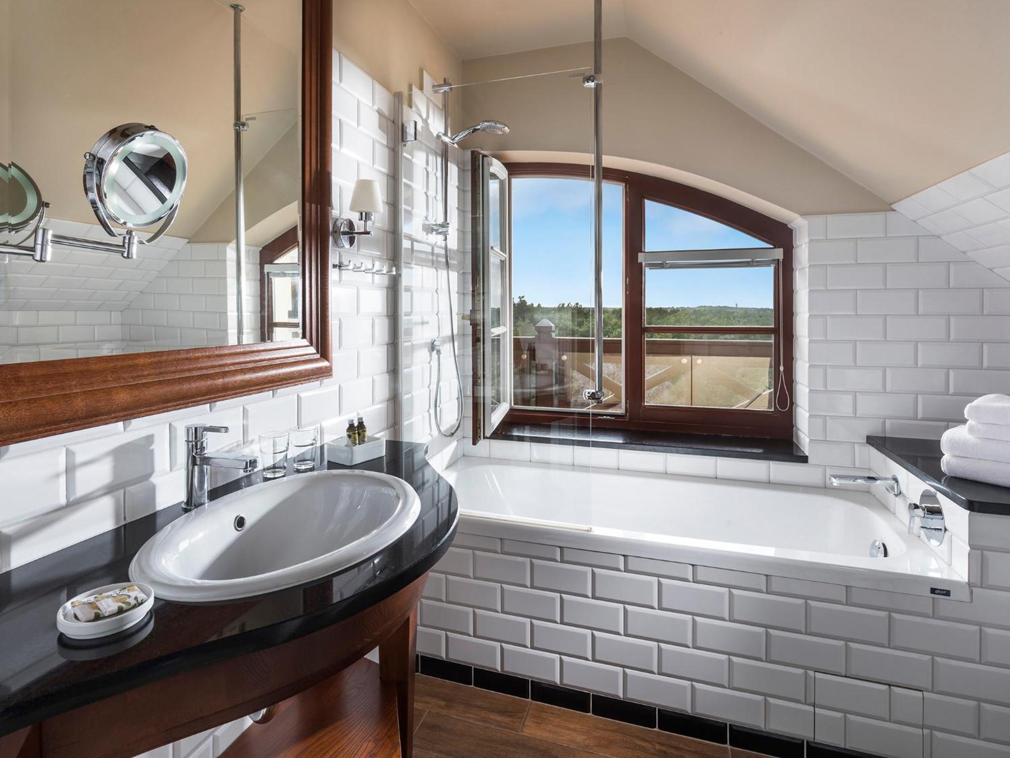 Zamek Resort&spa Ośrodek wypoczynkowy 4*